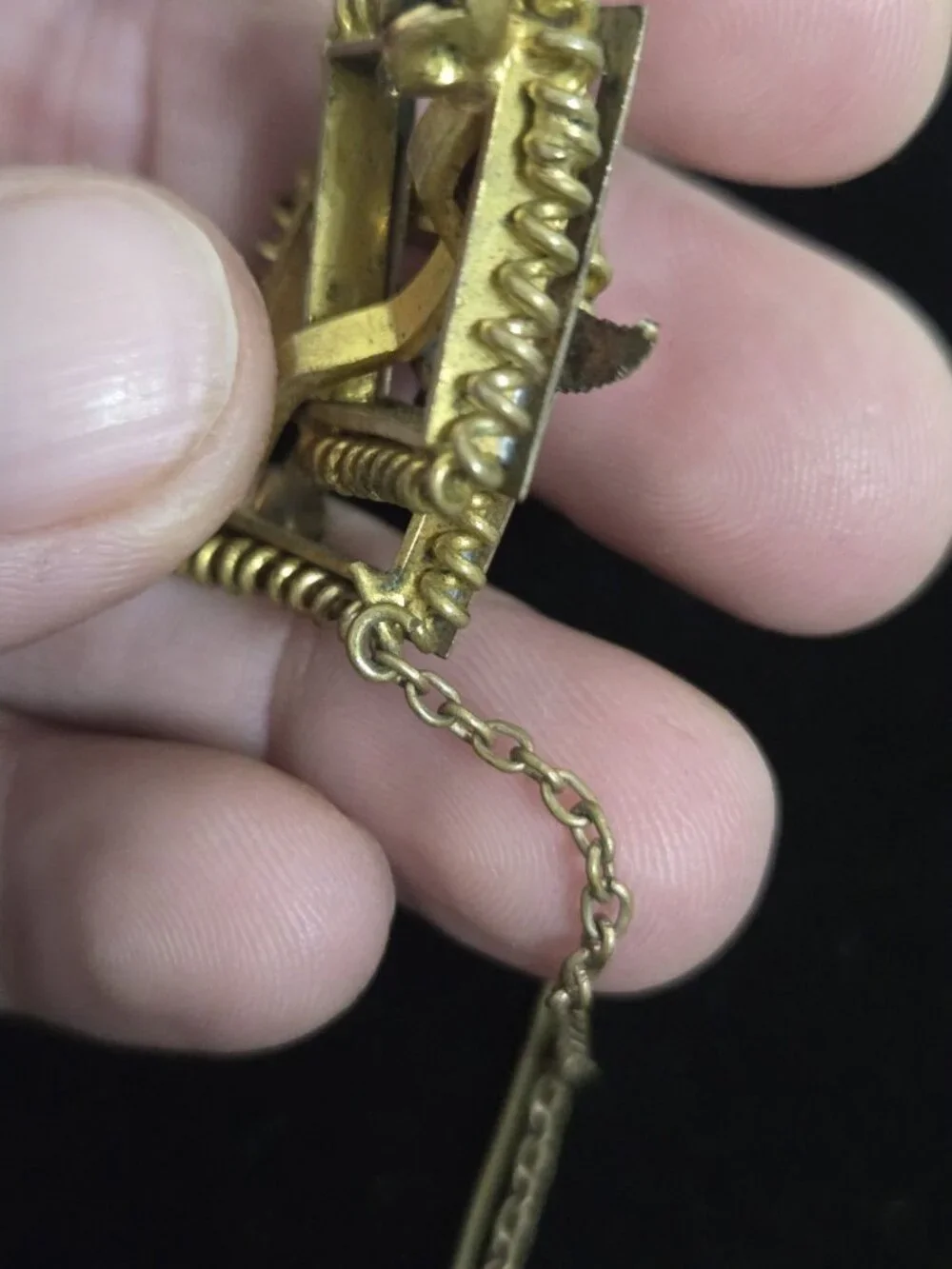 Antique Victorian Gilt Brass Brooch Paste Stones & Red Glass, Added Safety Chain - Picture 11 of 16